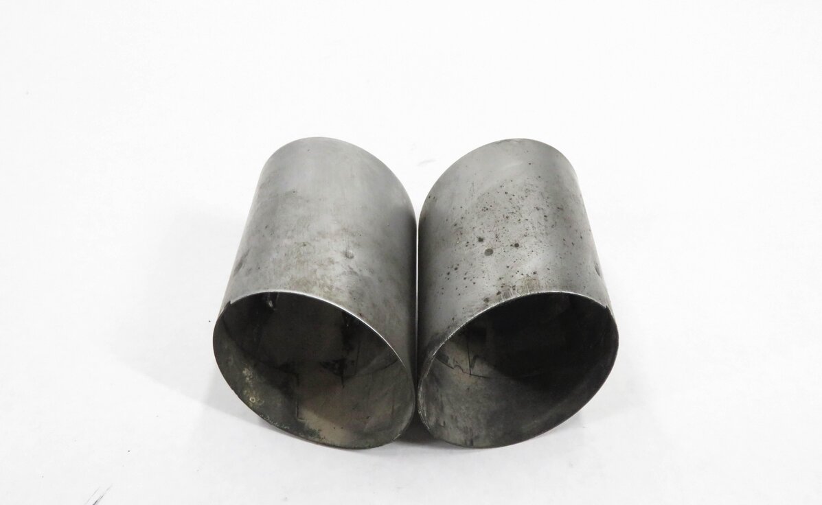 Thumbnail 4: 2013 BMW ACTIVEHYBRID 5 - MUFFLER PIPE TRIM EXHAUST TIP SET-2