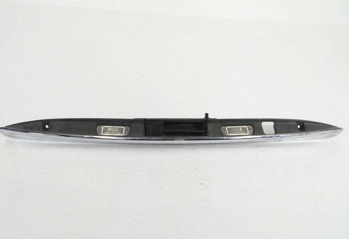 Thumbnail 2: 2010 MERCEDES BENZ GL450 (X164) REAR TRUNK HANDLE w/ LICENSE LIGHT (CHROME)