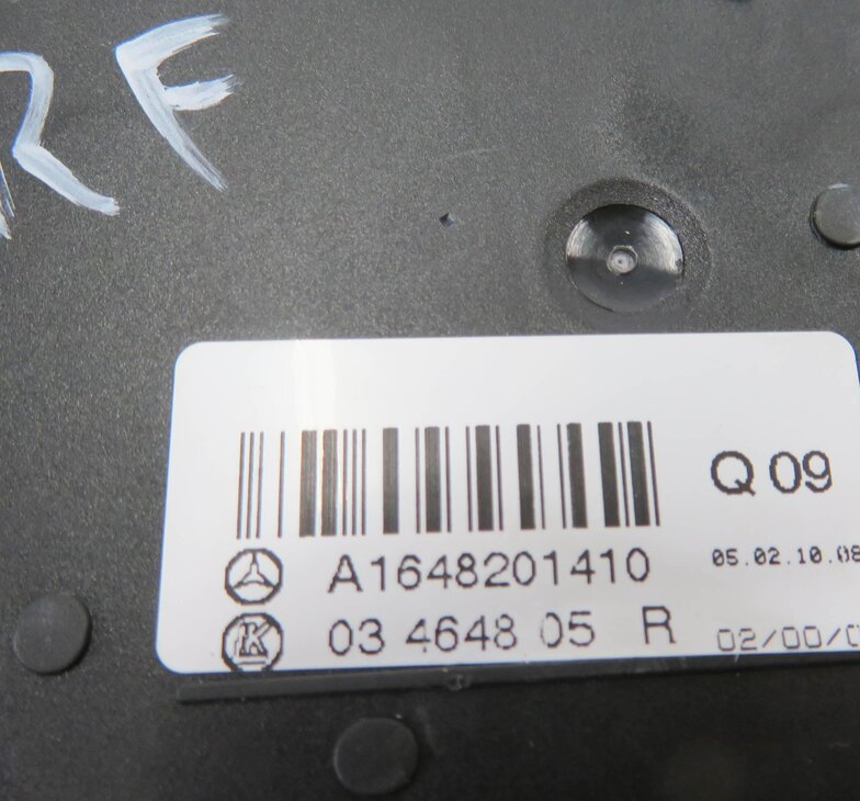 Thumbnail 6: 2010 MERCEDES GL450 (X164) RIGHT FRONT PASSENGER POWER SEAT ADJUSTMENT SWITCH