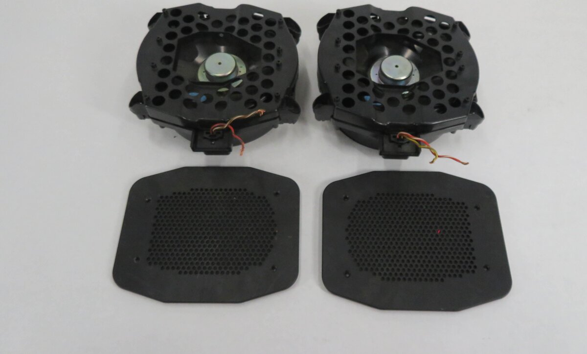 Thumbnail 13: 2007 BMW X5 (E70) RADIO STEREO AUDIO MID HIGH TWEETER SUB WOOFER SPEAKER SET-12