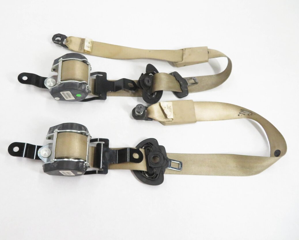 Thumbnail 4: 2007 BMW X5 (E70) REAR 2nd SECOND ROW SEATBELT RETRACTOR SET-2 (BEIGE)