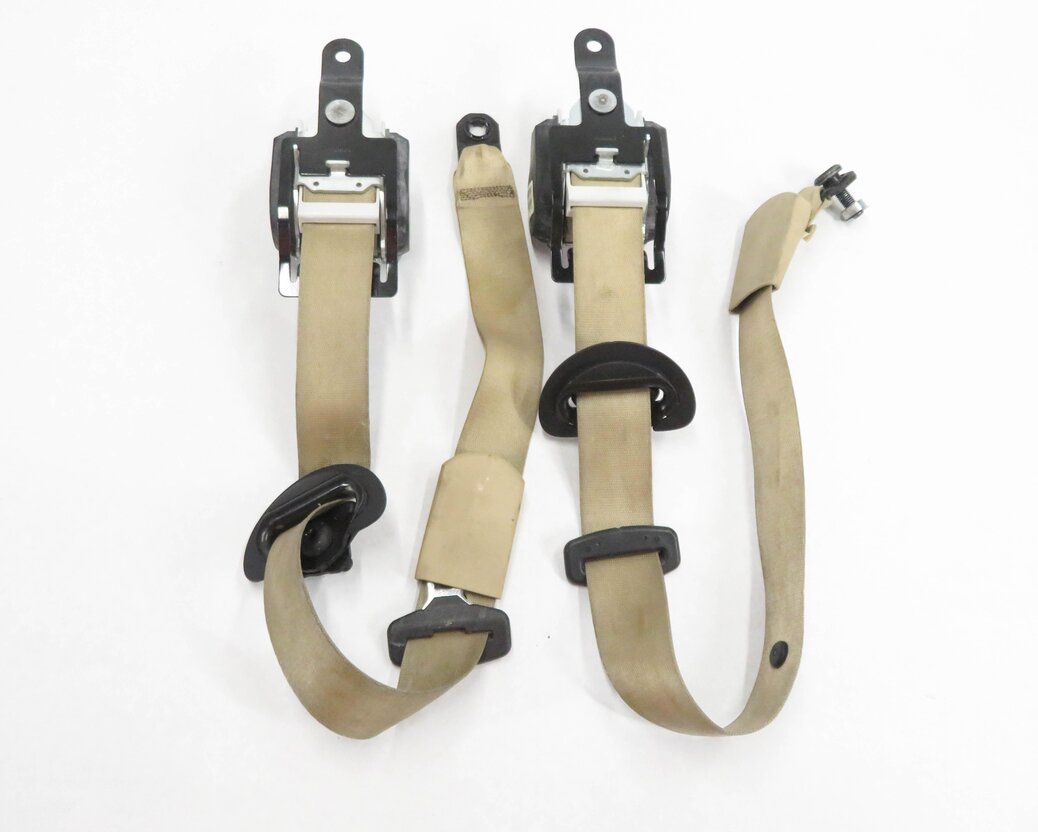 Thumbnail 6: 2007 BMW X5 (E70) REAR 2nd SECOND ROW SEATBELT RETRACTOR SET-2 (BEIGE)