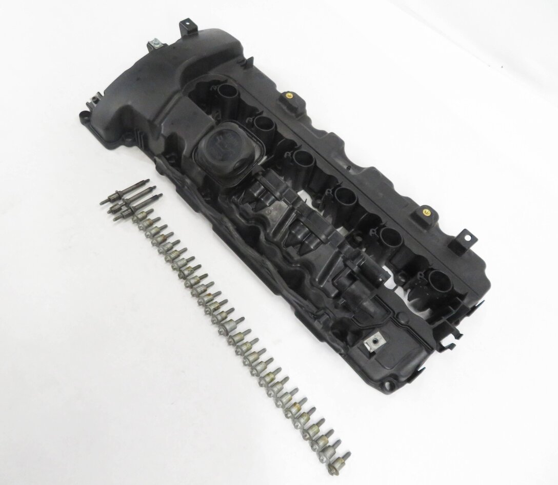 07-16 BMW 335i 535i 740i X6 Z4 (E60 E90) 3.0L N54 TWIN TURBO ENGINE VALVE COVER