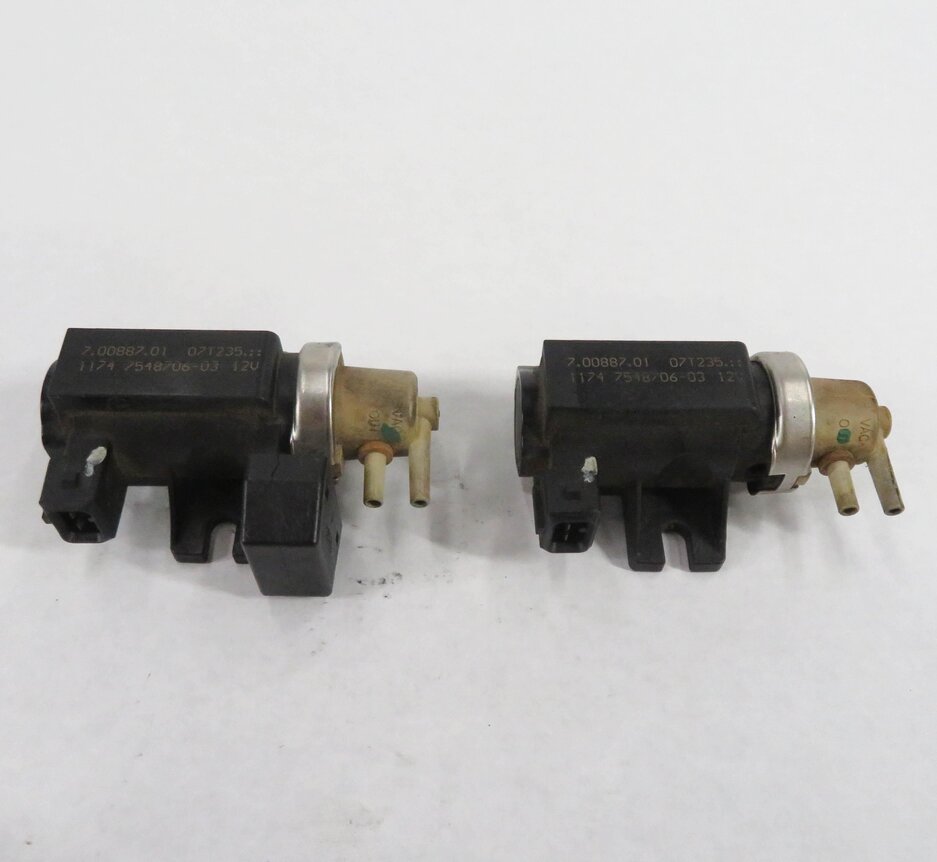 Thumbnail 2: 2008 BMW 535i (E60) 3.0L N54 TWIN TURBO TURBOCHARGER CONVERTER VALVE SET-2