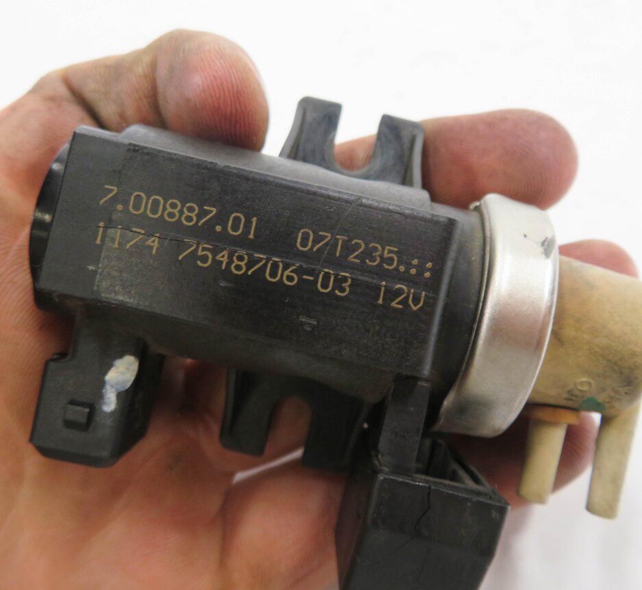 Thumbnail 6: 2008 BMW 535i (E60) 3.0L N54 TWIN TURBO TURBOCHARGER CONVERTER VALVE SET-2
