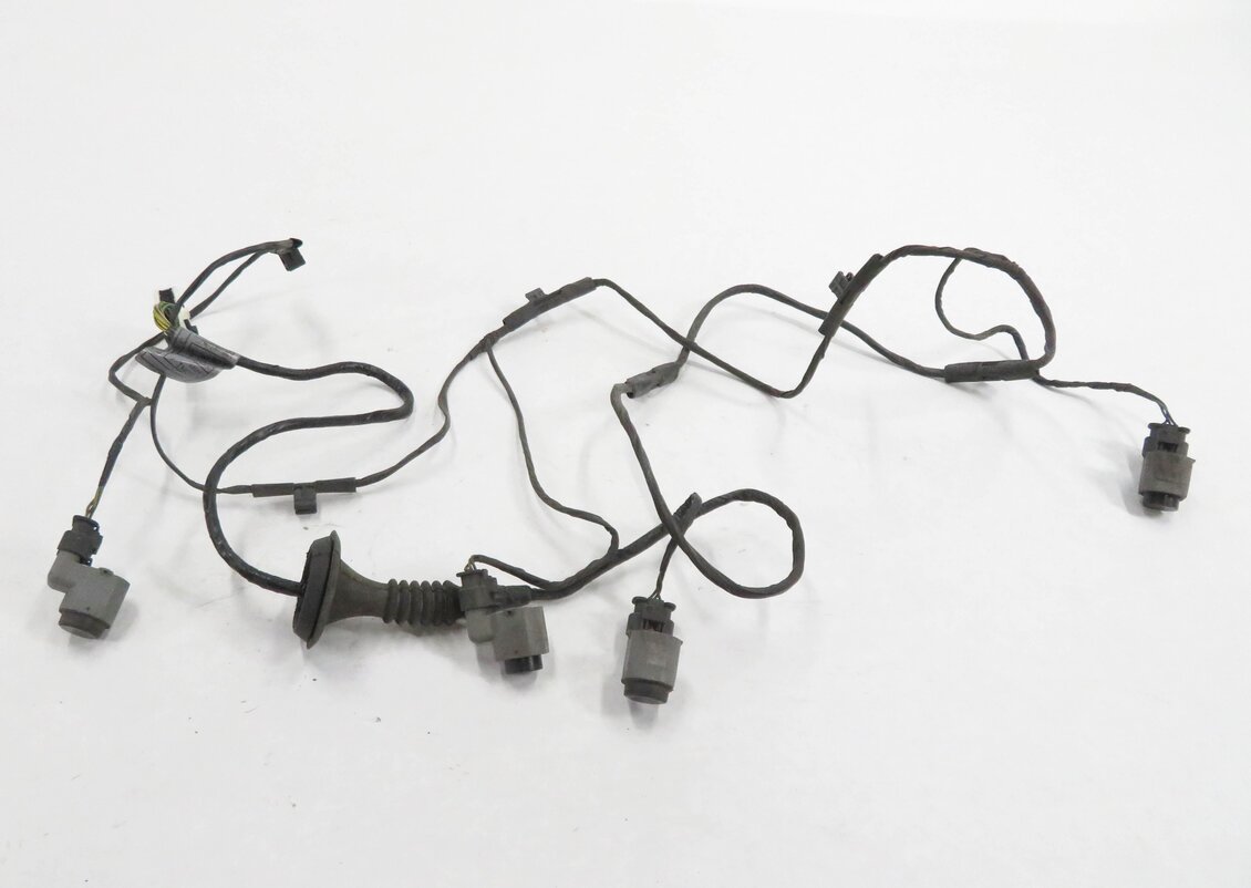 Thumbnail 2: 2007 BMW X5 (E70) REAR PDC PARK DISTANCE CONTROL SENSOR SET-4 w/ HARNESS (BLACK)