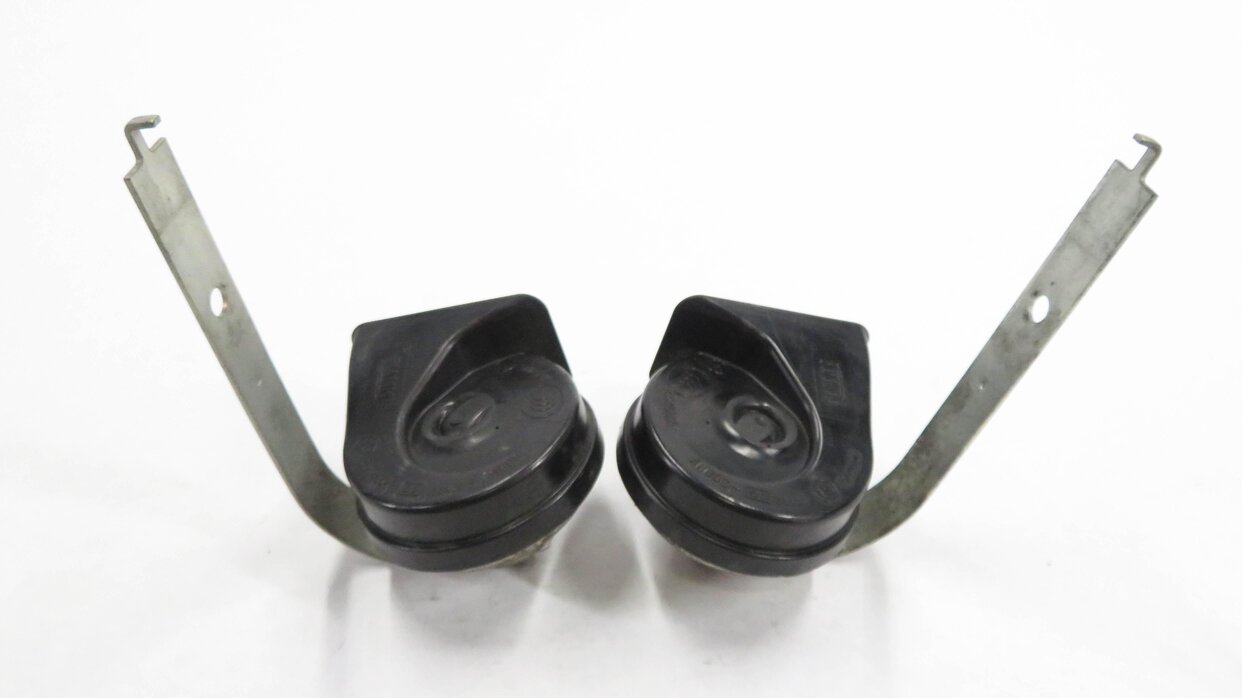 Thumbnail 4: 2007-2011 BMW X5 X6 (E70 E71) HIGH & LOW TONE NOTE EMERGENCY SAFETY HORN SET (2)