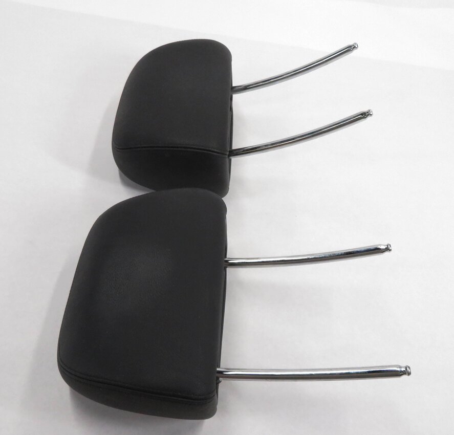Thumbnail 3: 2007 BMW X5 (E70) FRONT LEFT & RIGHT (BLACK LEATHER) HEADREST SET-2