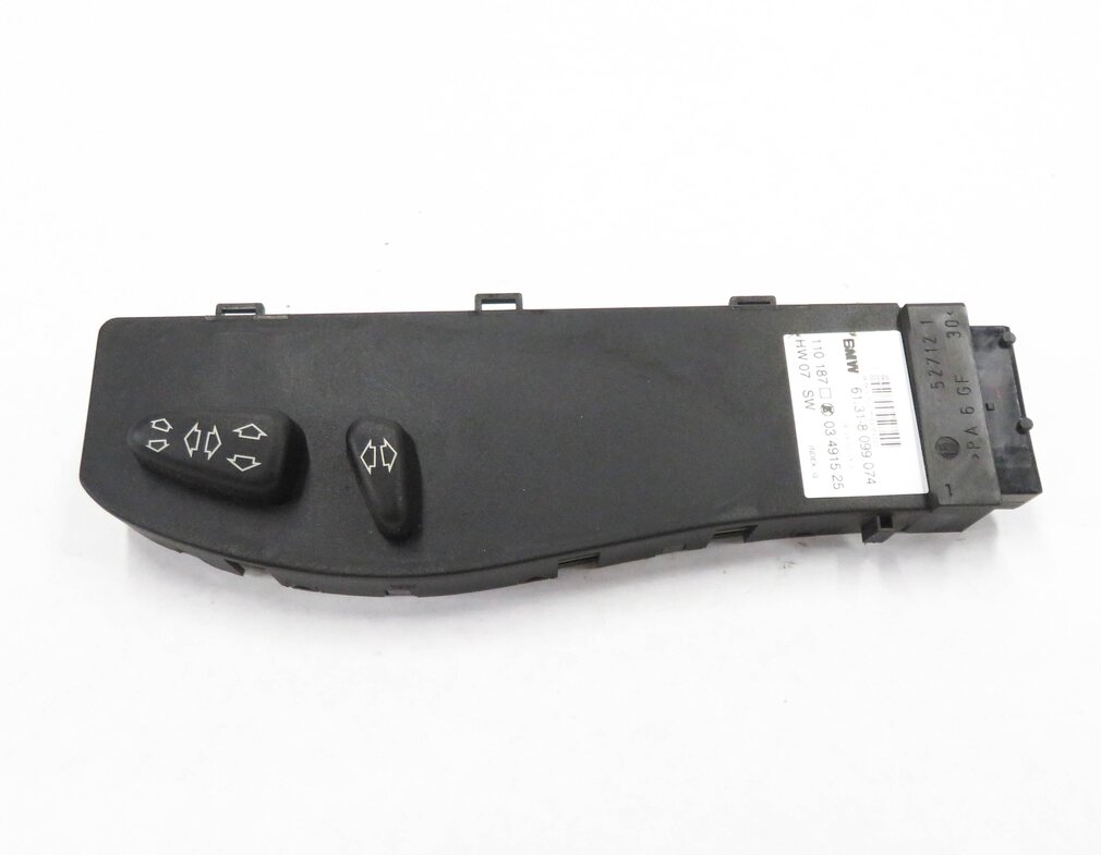 Thumbnail 2: 2004 BMW X5 (E53) RIGHT FRONT PASSENGER POWER SEAT ADJUST ADJUSTMENT SWITCH