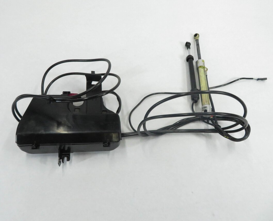Thumbnail 4: 2007-2009 MERCEDES GL320 GL450 GL550 (X164) REAR TRUNK LIFT MOTOR w/ RAM & LINES