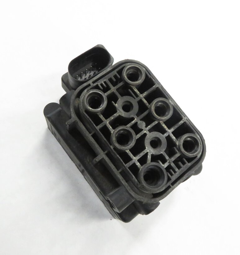 2007 MERCEDES GL450 (X164) AIR SUSPENSION PRESSURE RELIEF VALVE BLOCK