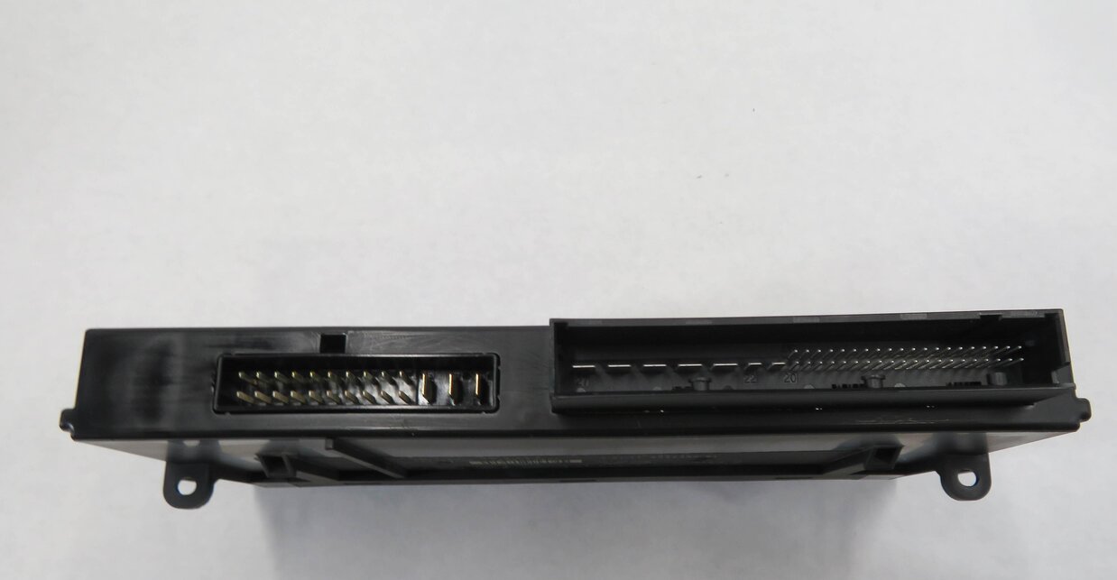 Thumbnail 6: 2011 BMW 535i (F10) BODY CONTROL MODULE COMPUTER BCM