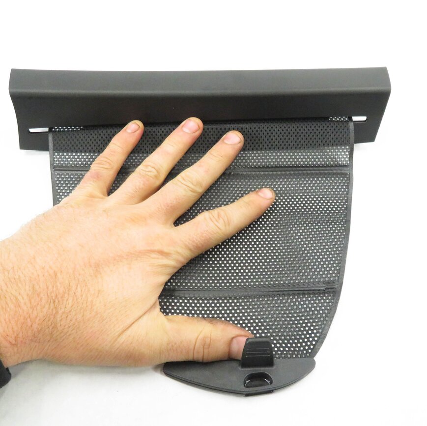 Thumbnail 5: 11-16 BMW 528i 535i 550i (F10) RIGHT REAR DOOR VENT WINDOW PRIVACY SHADE (BLACK)