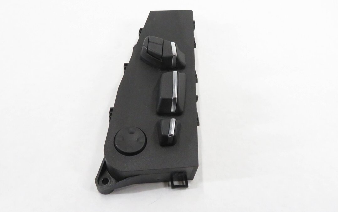 Thumbnail 3: 2011 BMW 535i (F10) LEFT FRONT DRIVER POWER MEMORY SEAT ADJUSTMENT SWITCH