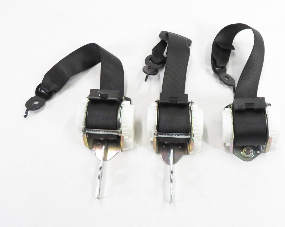 Thumbnail 5: 2011 BMW 535i (F10) REAR - LEFT CENTER RIGHT - SEATBELT RETRACTOR SET-3 (BLACK)