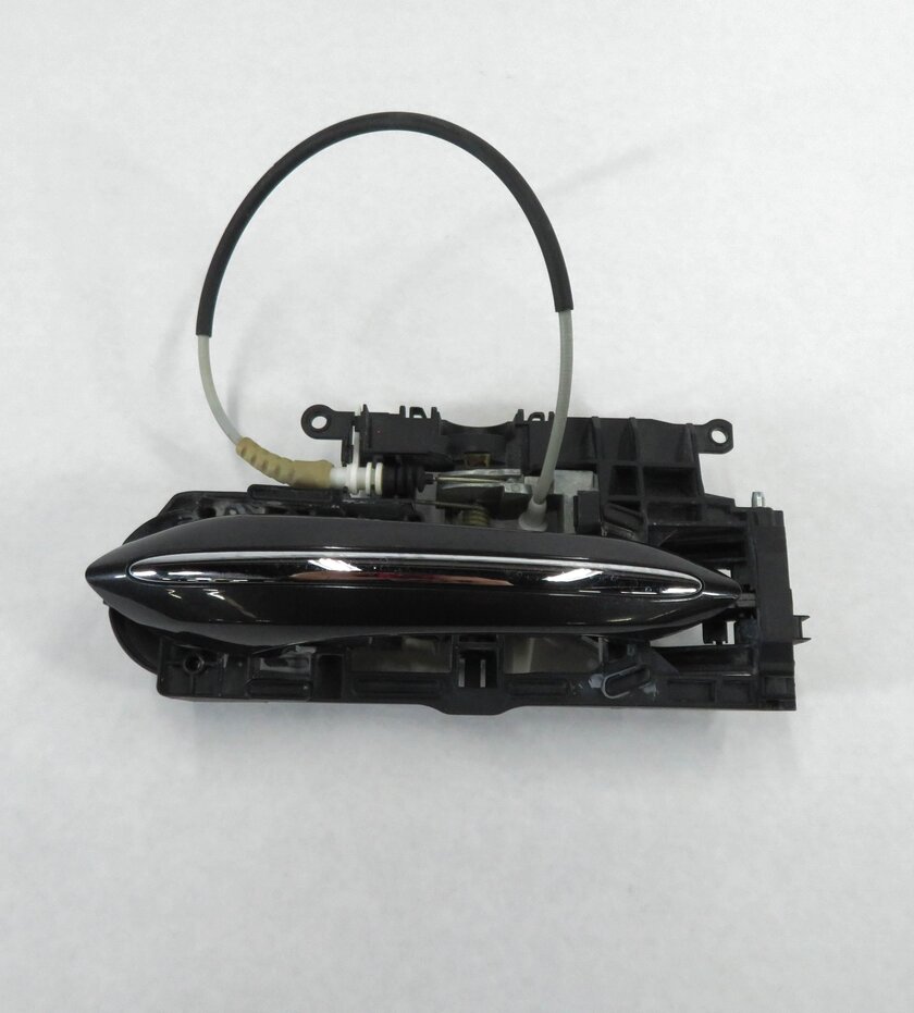 Thumbnail 2: 2011-2016 BMW 528i 535i 550i M5 (F10) LEFT REAR DOOR HANDLE w/ LIGHT (GRAY A90)