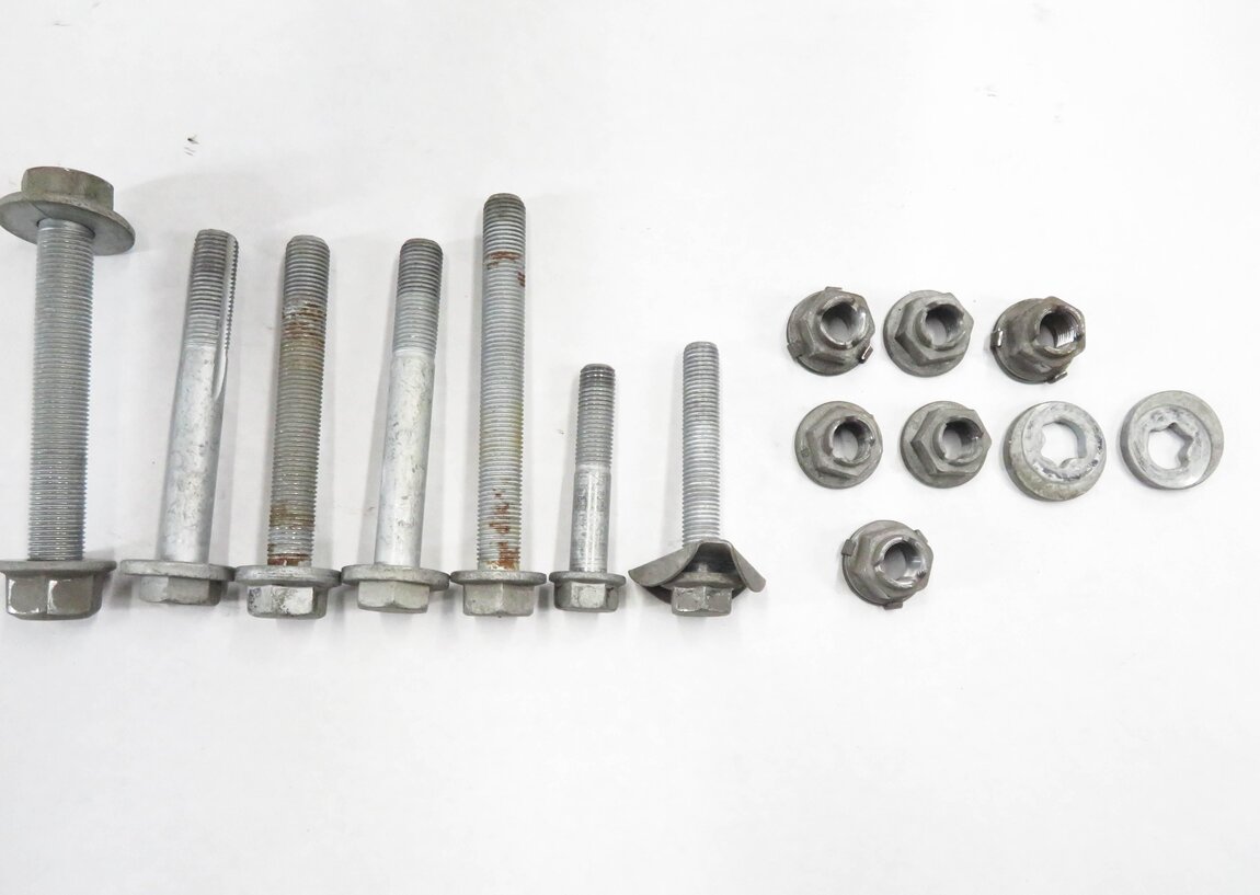 Thumbnail 2: 11-19 BMW 535i 550i 640i 650i 740i 750i (F01 F10) RIGHT REAR CONTROL ARM SET-3