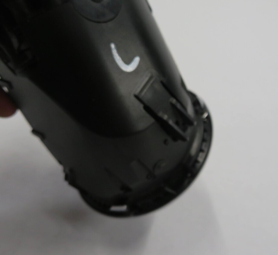 Thumbnail 5: 2009 MB ML320 (W164) LEFT FRONT DRIVER DASH HEATER A/C AIR VENT (GRAY)