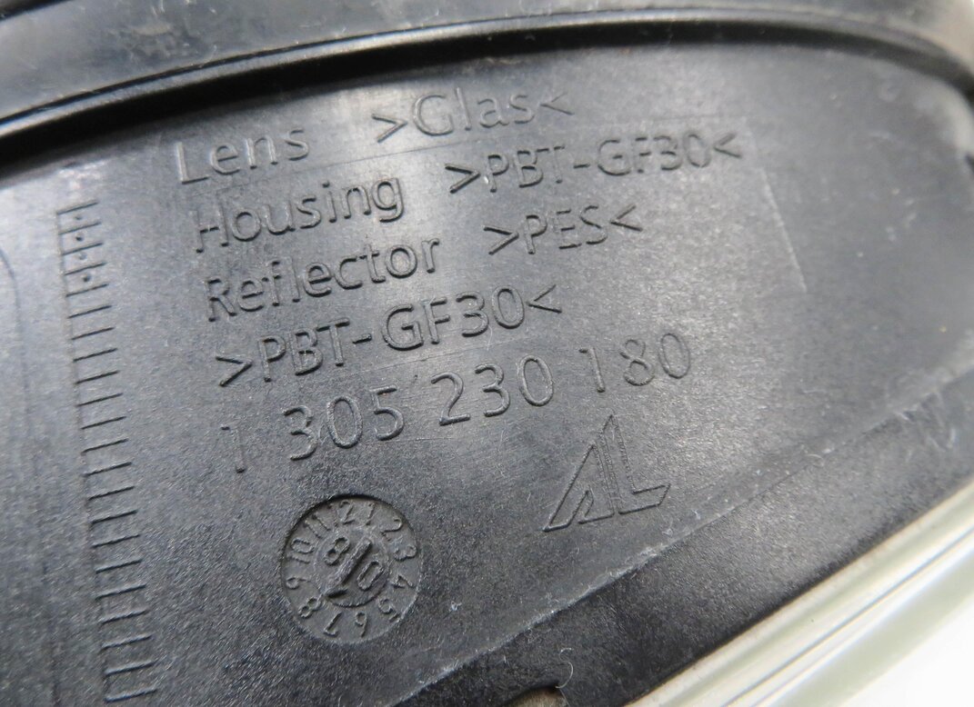 Thumbnail 5: 06-13 MB C230 C300 C350 GL320 GL450 GL550 ML320 ML350 ML450 LEFT FOG LIGHT LAMP