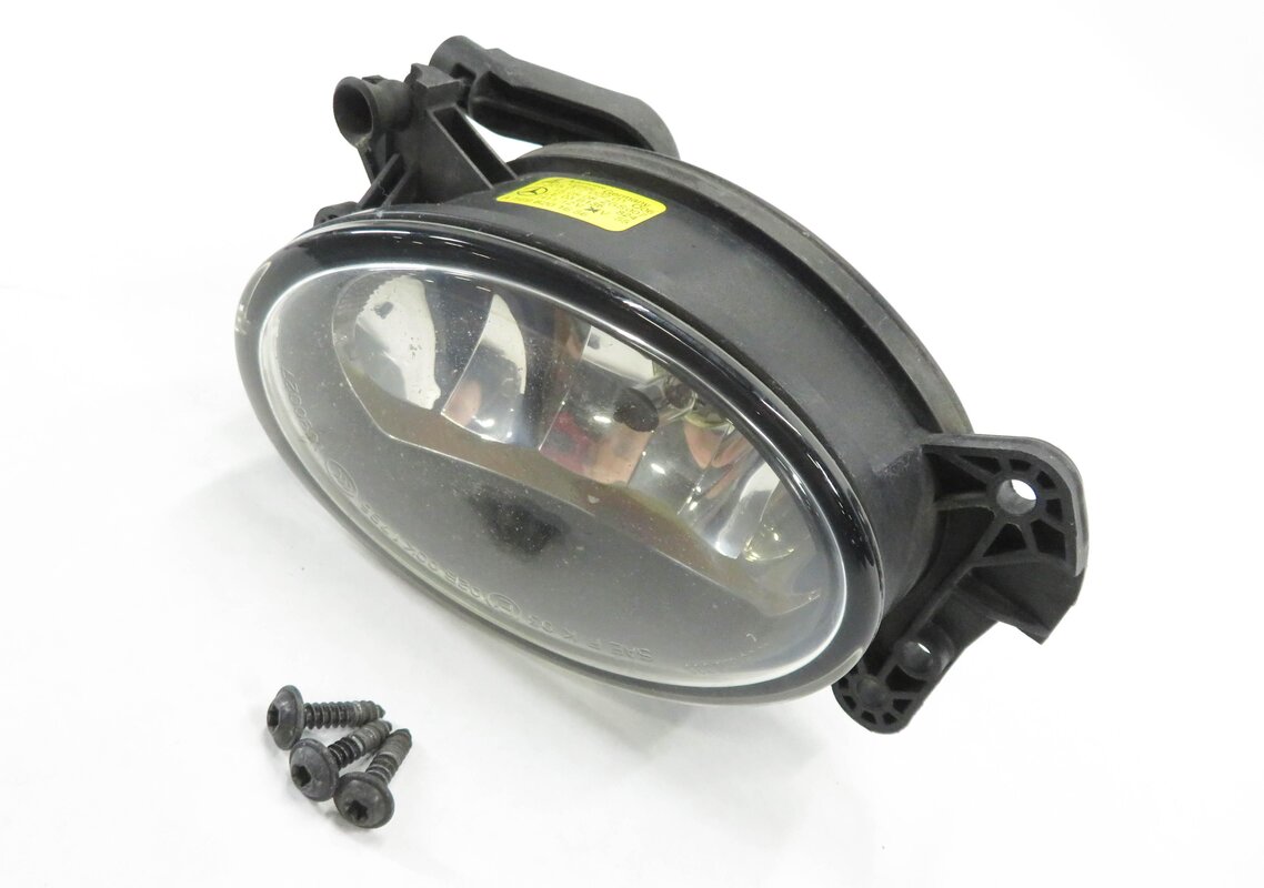 06-13 MB C230 C300 C350 GL320 GL450 GL550 ML320 ML350 ML450 RIGHT FOG LIGHT LAMP