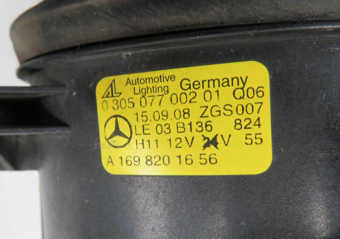 Thumbnail 5: 06-13 MB C230 C300 C350 GL320 GL450 GL550 ML320 ML350 ML450 RIGHT FOG LIGHT LAMP