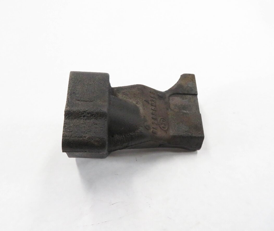 Thumbnail 3: 2009 MERCEDES BENZ ML320 (W164) 3.0L OM642 DIESEL TURBOCHARGER PEDESTAL BRACKET