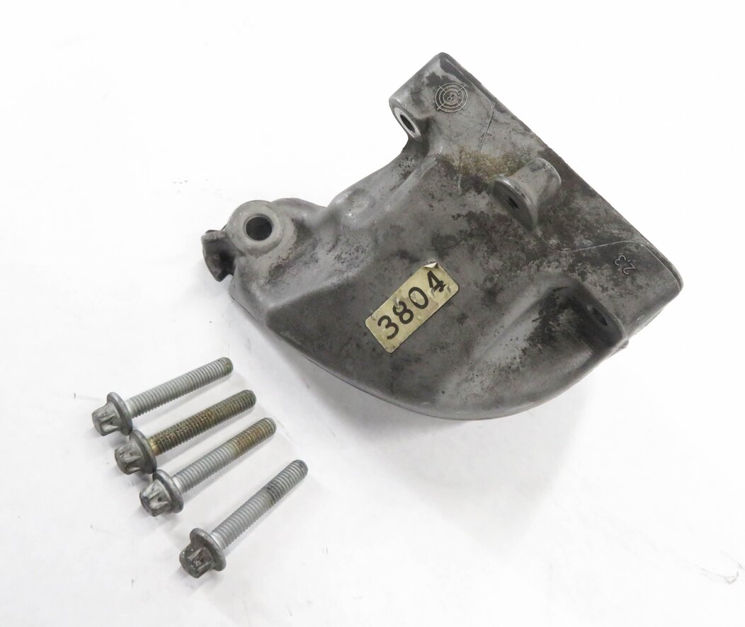 2009 MERCEDES BENZ ML320 (W164) 3.0L OM642 DIESEL RIGHT ENGINE MOUNT BRACKET