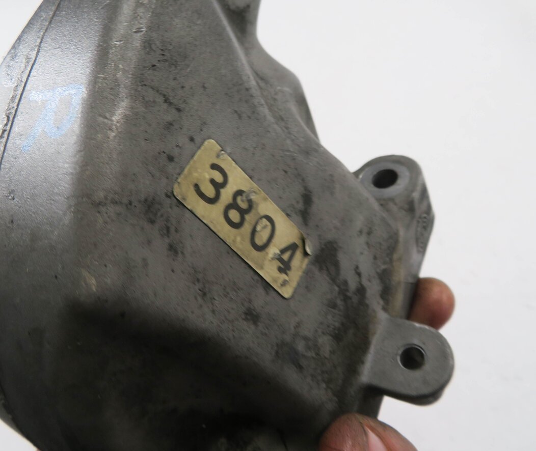 Thumbnail 6: 2009 MERCEDES BENZ ML320 (W164) 3.0L OM642 DIESEL RIGHT ENGINE MOUNT BRACKET