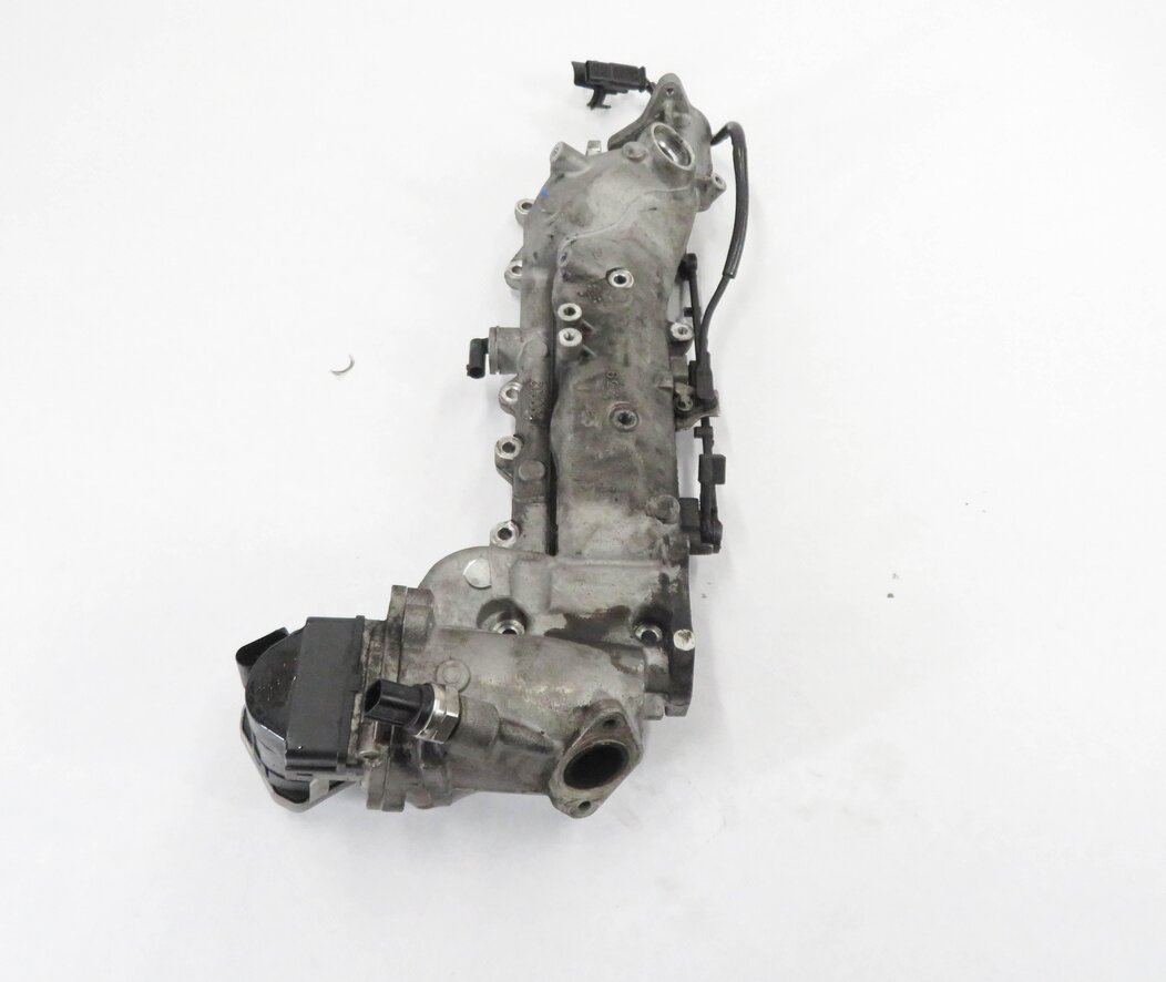 Thumbnail 4: 09-13 MB GL320 GL350 ML320 ML350 R350 - 3.0L OM642 DIESEL LEFT INTAKE MANIFOLD