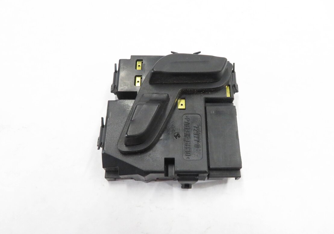 Thumbnail 4: 10-17 MB C250 C300 C350 E250 E300 E350 GLK250 GLK350 DRIVER SEAT ADJUST SWITCH