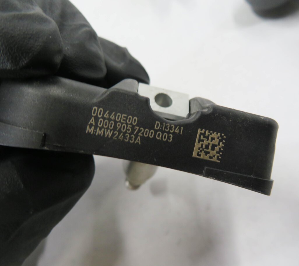 Thumbnail 6: 2013 MERCEDES BENZ C250 (W204) TPMS TIRE AIR PRESSURE SENSOR SET-4 (433.92 MHz)