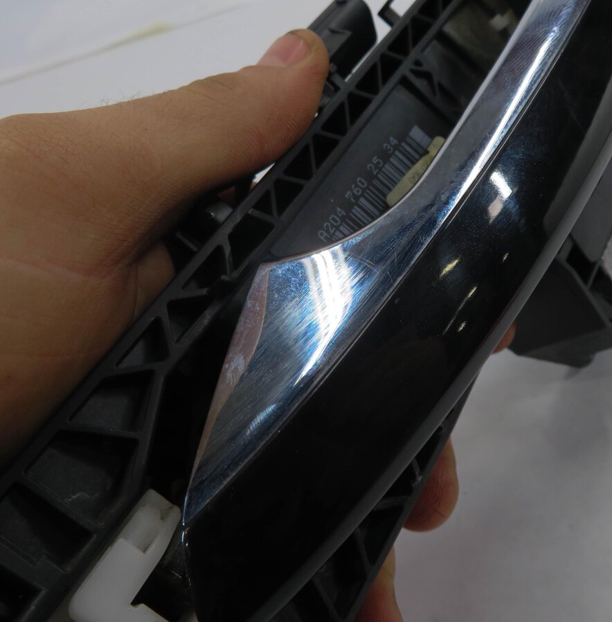 Thumbnail 8: 2008-2015 MB C230 C250 C300 C350 (W204) LEFT REAR DOOR HANDLE (BLACK / CHROME)