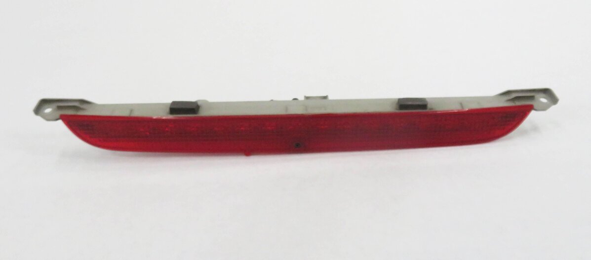 Thumbnail 2: 2009 BMW X5 (E70) REAR 3rd THIRD BRAKE LIGHT STOP SIGNAL LAMP