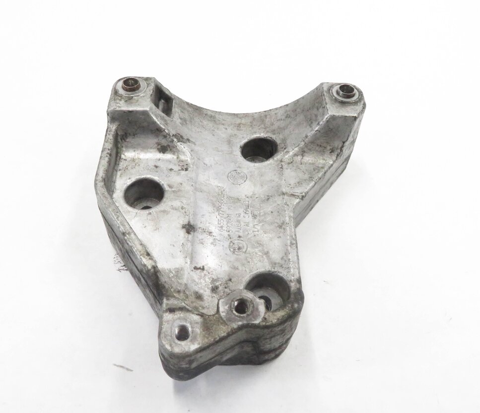Thumbnail 3: 2009 BMW X5 (E70) 3.0L M57Y TURBO DIESEL A/C AIR COMPRESSOR PUMP MOUNT BRACKET