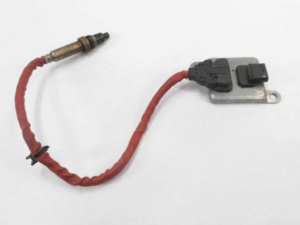 Thumbnail 2: 2009 BMW X5 (E70) 3.0L M57Y TURBO DIESEL ENGINE EXHAUST OXYGEN O2 NOX SENSOR