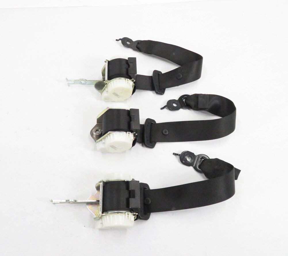 Thumbnail 3: 2011 BMW 550i (F10) REAR LEFT / CENTER / RIGHT - SEATBELT RETRACTOR SET (BLACK)