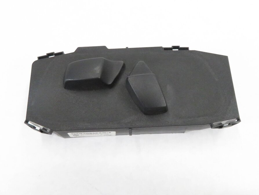 Thumbnail 2: 2008 BMW 335i (E90) RIGHT FRONT PASSENGER POWER SEAT ADJUST ADJUSTMENT SWITCH