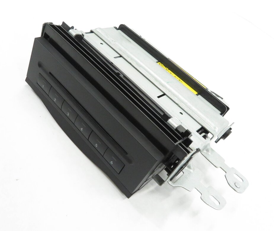03-13 MB B E GL ML CLS R - CLASS X164 W164 RADIO STEREO 6 SIX DISC CD CHANGER