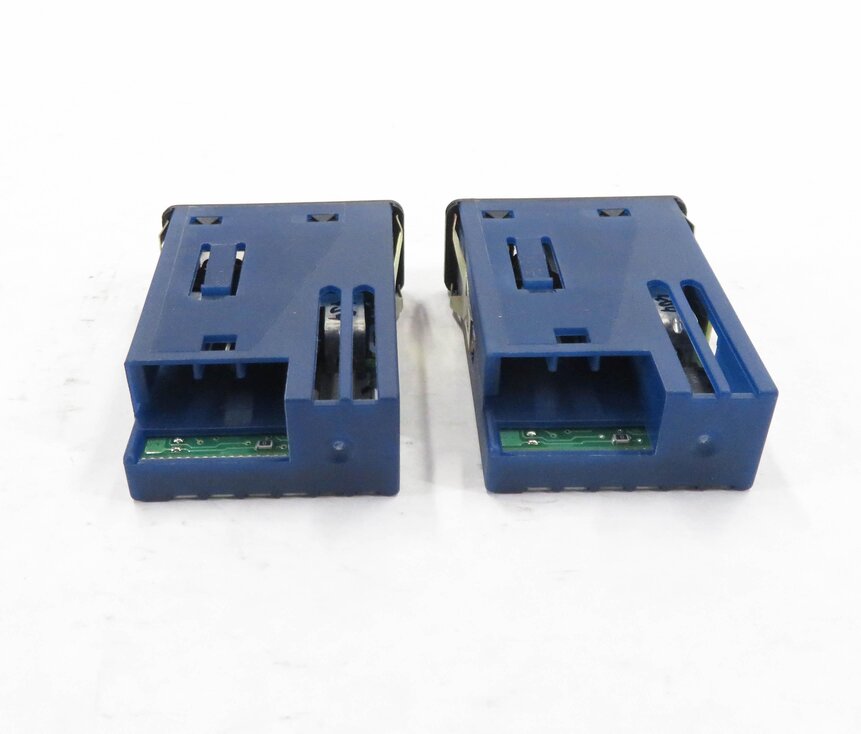 Thumbnail 4: 2003 RANGE ROVER (L322) FRONT LEFT & RIGHT HEATED SEAT SWITCH BUTTON SET-2