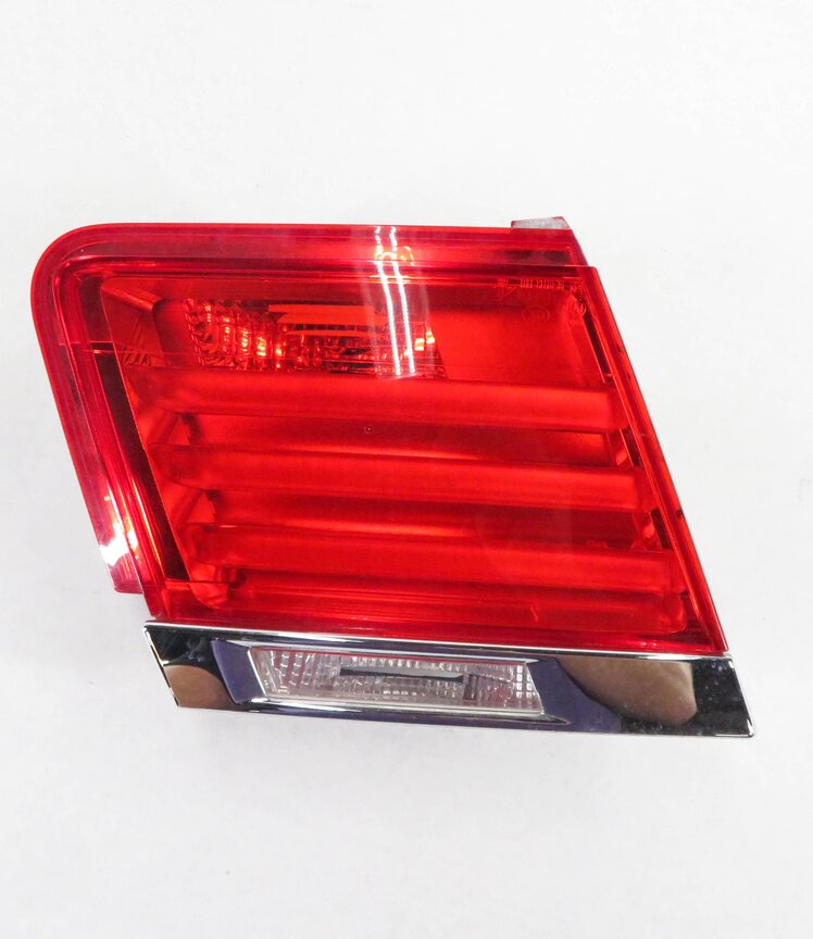 Thumbnail 3: 09-12 BMW 740i 750i 760i B7 (F01) LEFT SIDE REAR TRUNK LID TAILLIGHT LIGHT LAMP