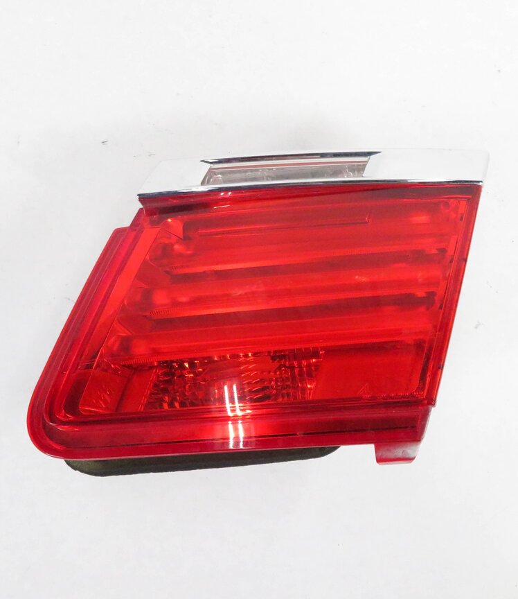 Thumbnail 5: 09-12 BMW 740i 750i 760i B7 (F01) RIGHT SIDE REAR TRUNK LID TAILLIGHT LIGHT LAMP