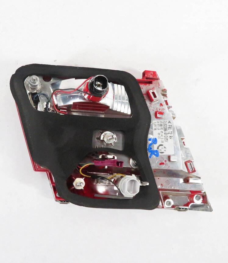 Thumbnail 6: 09-12 BMW 740i 750i 760i B7 (F01) RIGHT SIDE REAR TRUNK LID TAILLIGHT LIGHT LAMP