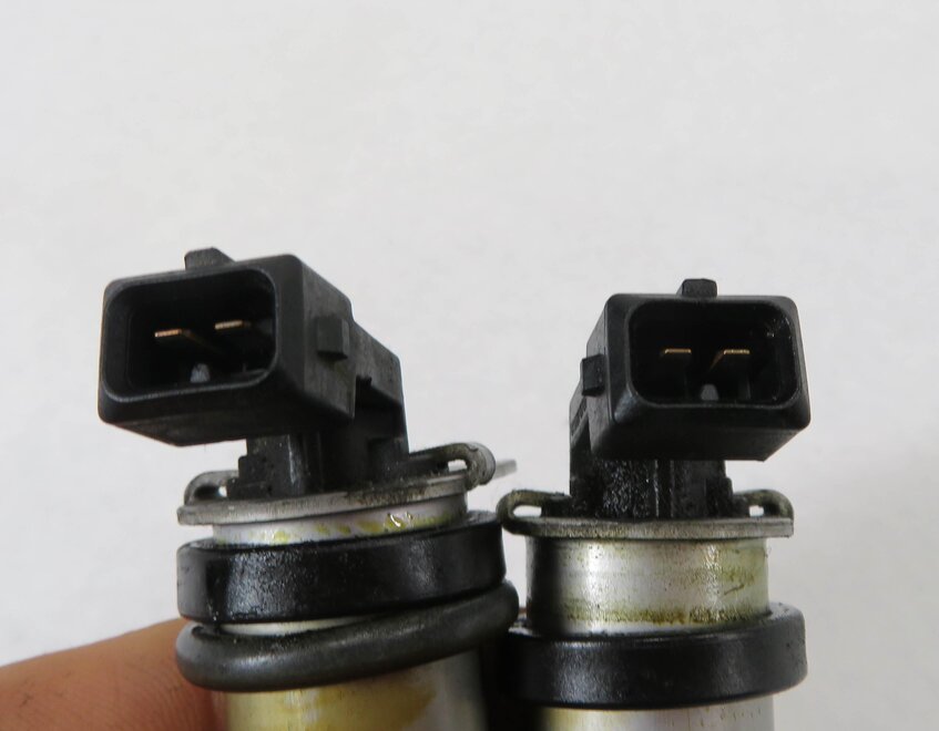 Thumbnail 5: 2011 BMW ACTIVE HYBRID 7 (F04) 4.4L N63 TWIN TURBO VANOS TIMING VALVE SET-2