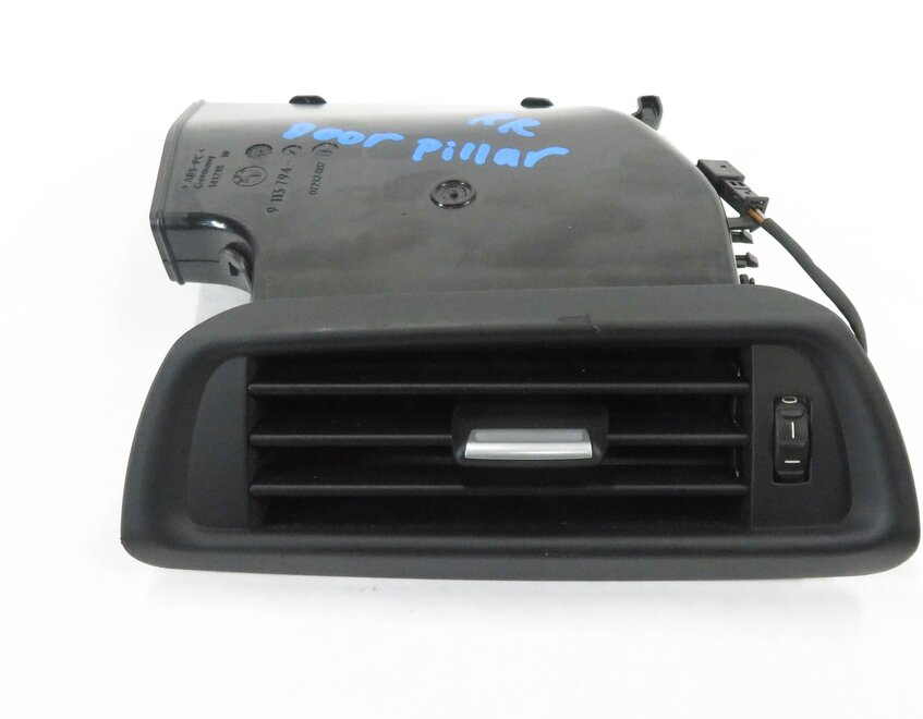 Thumbnail 2: 2011 BMW ACTIVE HYBRID 7 (F04) RIGHT REAR PILLAR HEATER A/C AIR VENT (BLACK)