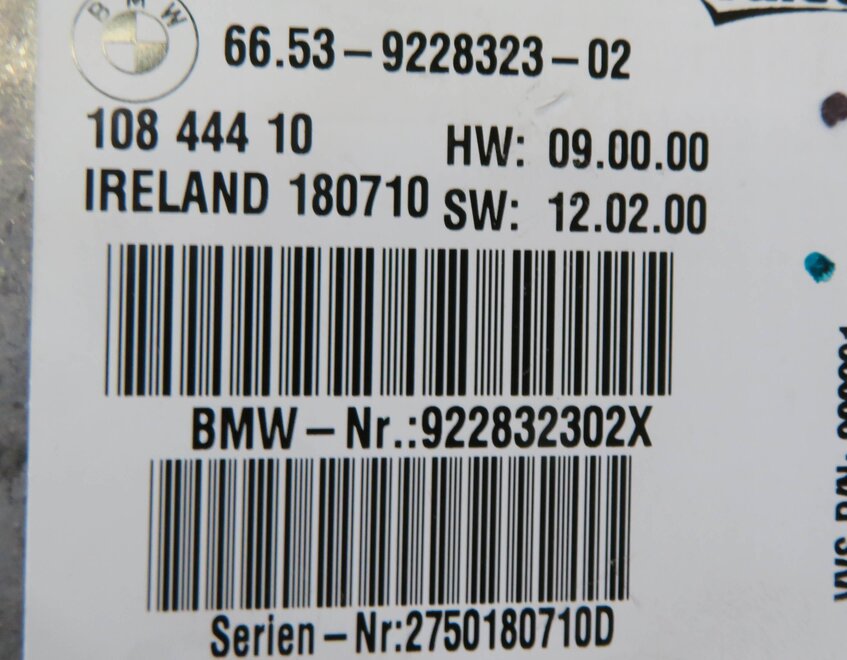 Thumbnail 6: 10-19 BMW 328i 330i 335i 528i 535i 550i 740i 750i M3 M4 REAR VIEW CAMERA MODULE
