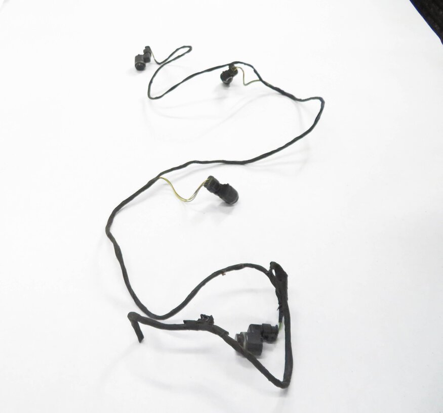 Thumbnail 4: 2011 BMW ACTIVE HYBRID 7 (F04) REAR PDC PARK SENSOR SET-4 w/ HARNESS (BLACK)