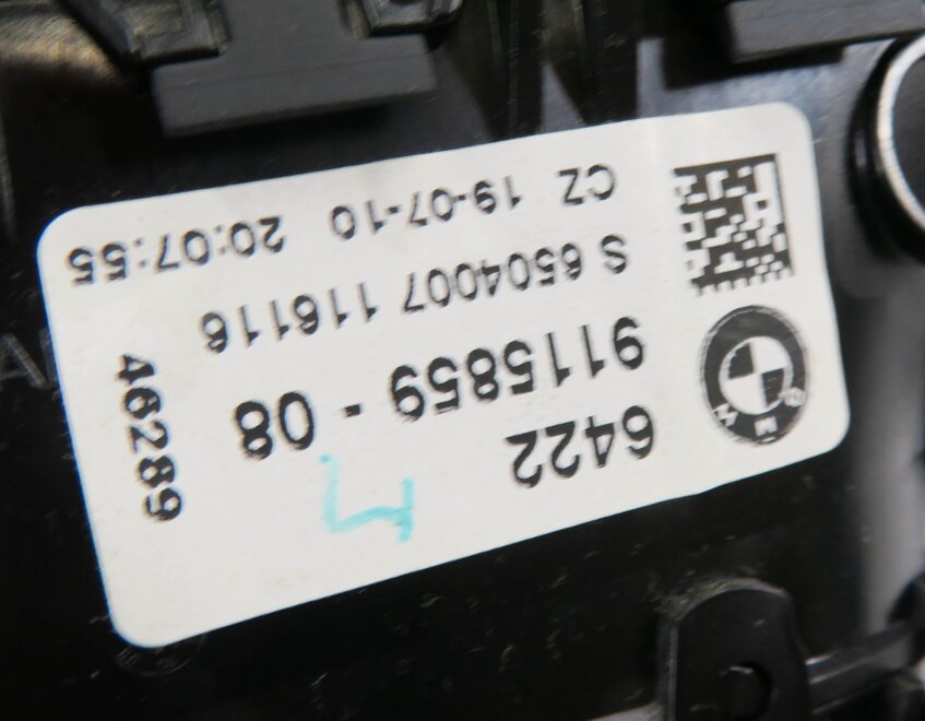 Thumbnail 5: 2011 BMW ACTIVE HYBRID 7 (F04) CENTER DASH HEATER A/C AIR VENT w/ HAZARD & LOCK