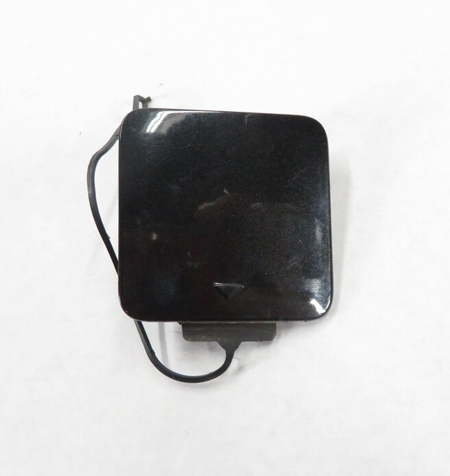 Thumbnail 2: 2011 BMW ACTIVE HYBRID 7 (F04) REAR BUMPER TOWING EYE TOW HOOK COVER (BLACK 475)