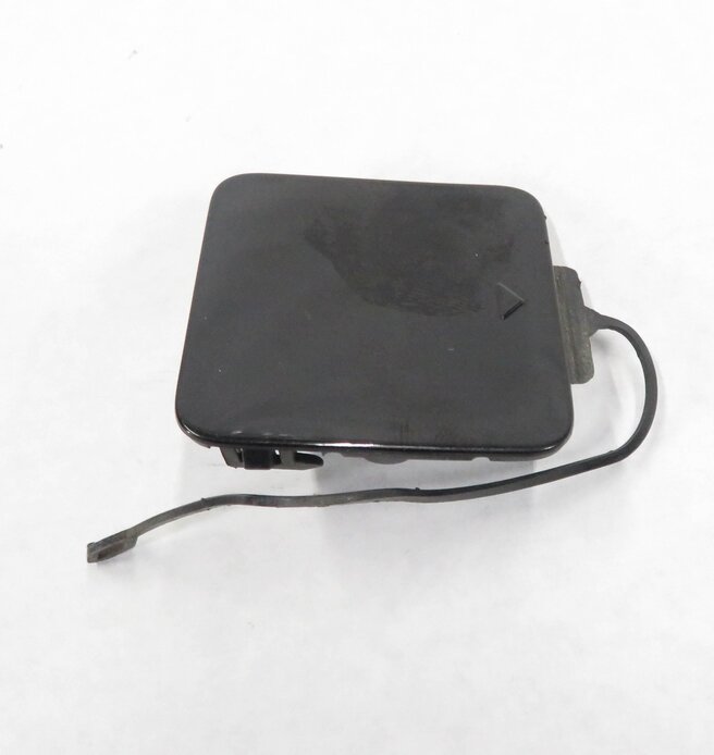 Thumbnail 3: 2011 BMW ACTIVE HYBRID 7 (F04) REAR BUMPER TOWING EYE TOW HOOK COVER (BLACK 475)