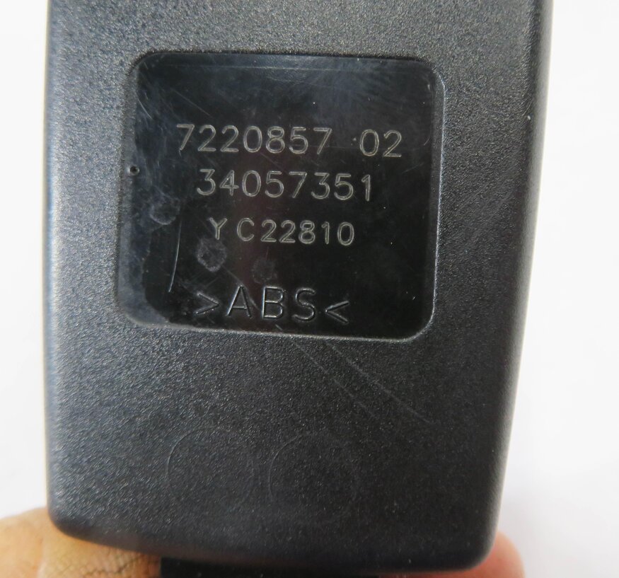 Thumbnail 7: 2011 BMW ACTIVE HYBRID 7 (F04) REAR SEATBELT BUCKLE RECEIVER SET-3 (BLACK)